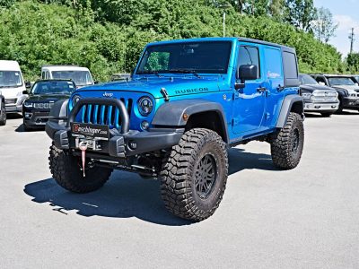 Jeep Wrangler blau